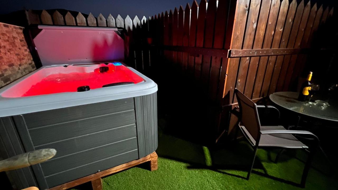 شقة Estudio Agradable, Con Jacuzzi, Terraza Y Barbacoa, Totalmente Independiente كوراليهو المظهر الخارجي الصورة