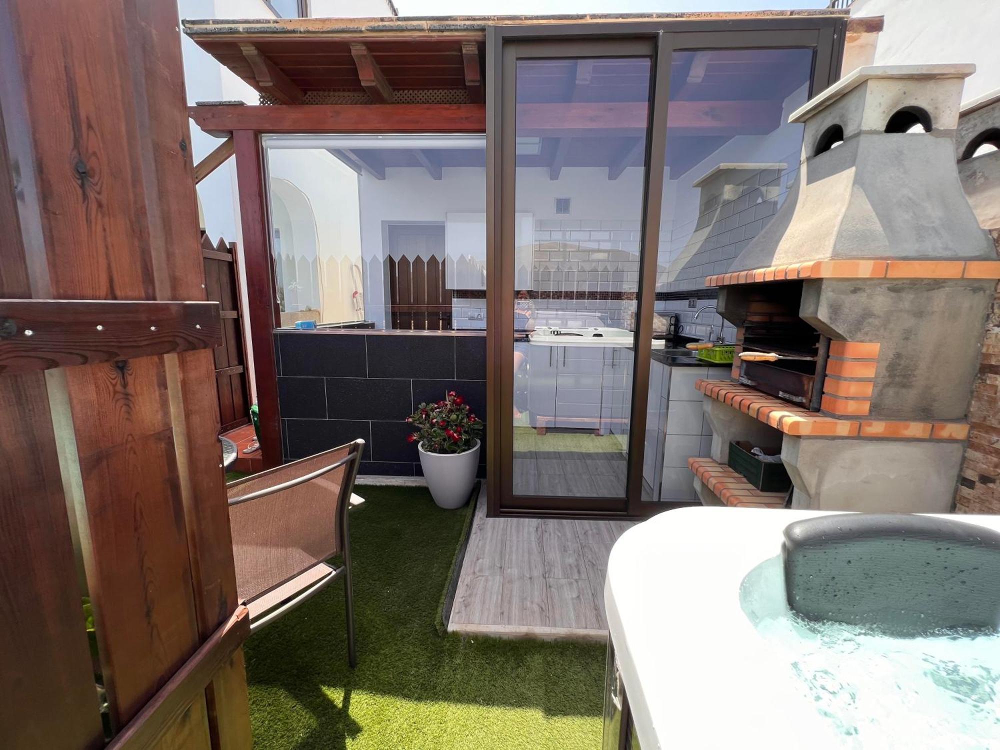 شقة Estudio Agradable, Con Jacuzzi, Terraza Y Barbacoa, Totalmente Independiente كوراليهو المظهر الخارجي الصورة