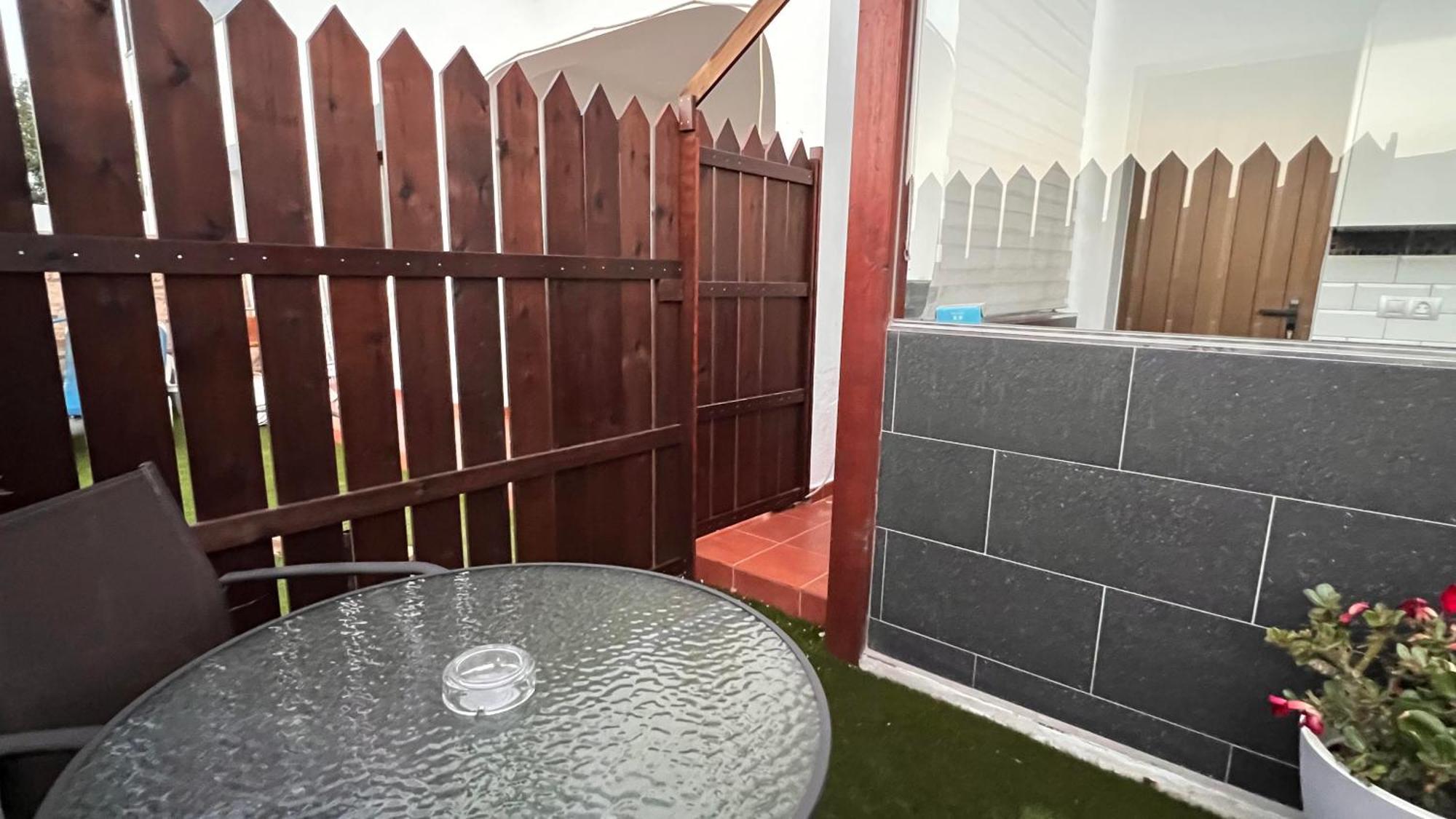 شقة Estudio Agradable, Con Jacuzzi, Terraza Y Barbacoa, Totalmente Independiente كوراليهو المظهر الخارجي الصورة